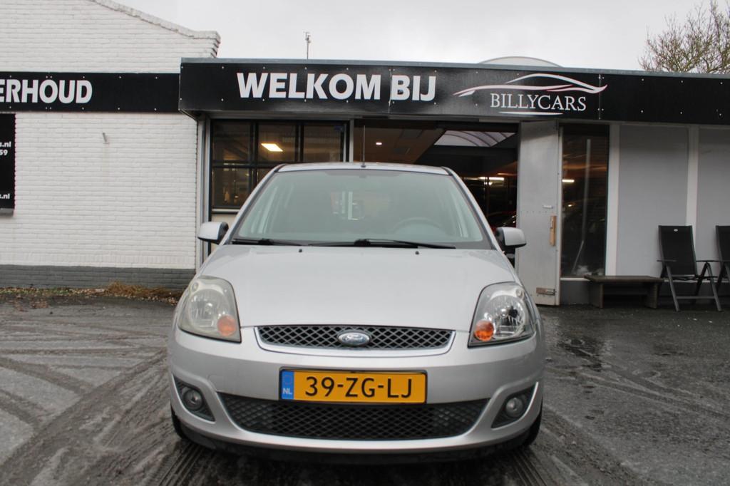 Ford Fiesta 1.3-8V Futura | Airco | Elec Ramen | NAP, 1299 cc, Stof, Zwart, 4 cilinders