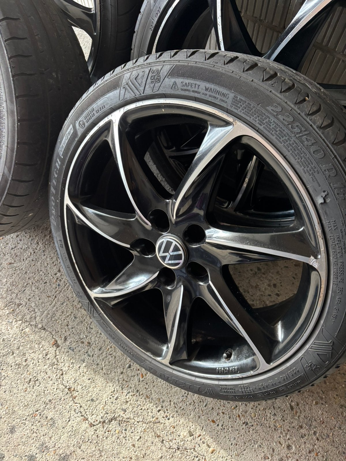 Velgen met zomer banden Seat Leon, Altea audi A3A4 Skoda, Ophalen, Zo goed als nieuw