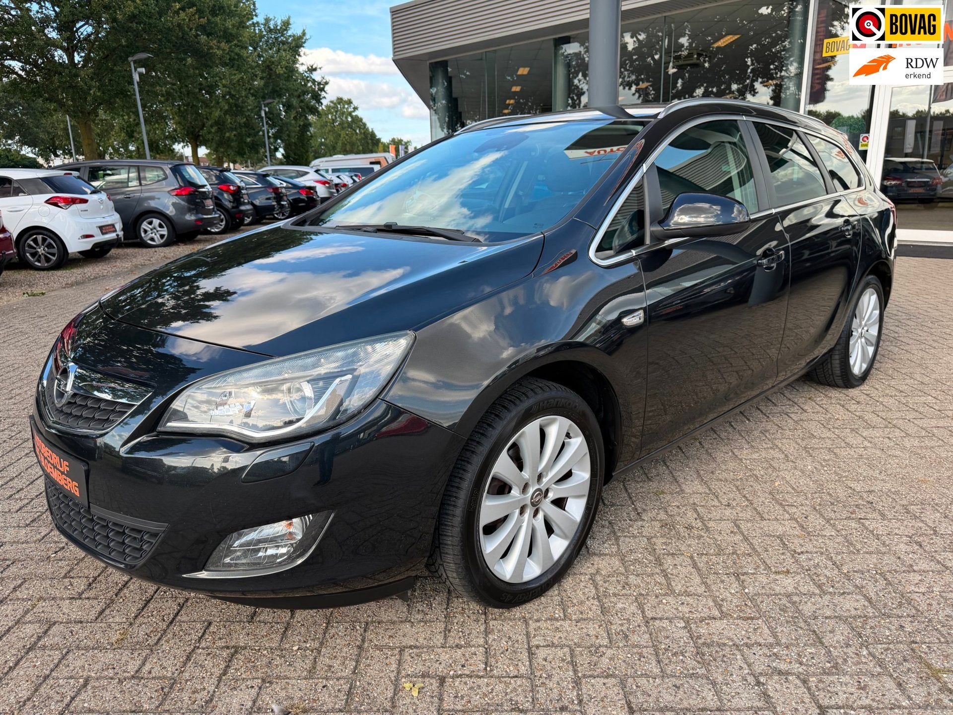 Opel Astra Sports Tourer 1.4 Turbo Sport, Navi, Trekhaak, Cl, Auto's, Voorwielaandrijving, Euro 5, Gebruikt, Zwart