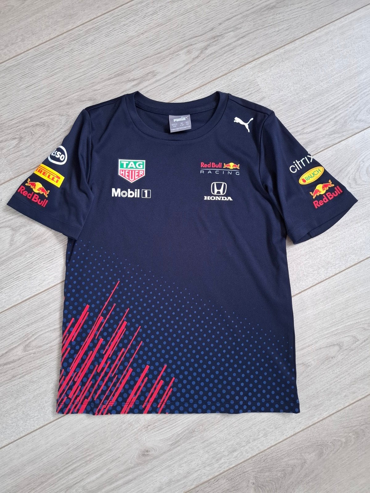 Red Bull T-shirt maat 140, Jongen of Meisje, Puma, Ophalen of Verzenden, Zo goed als nieuw