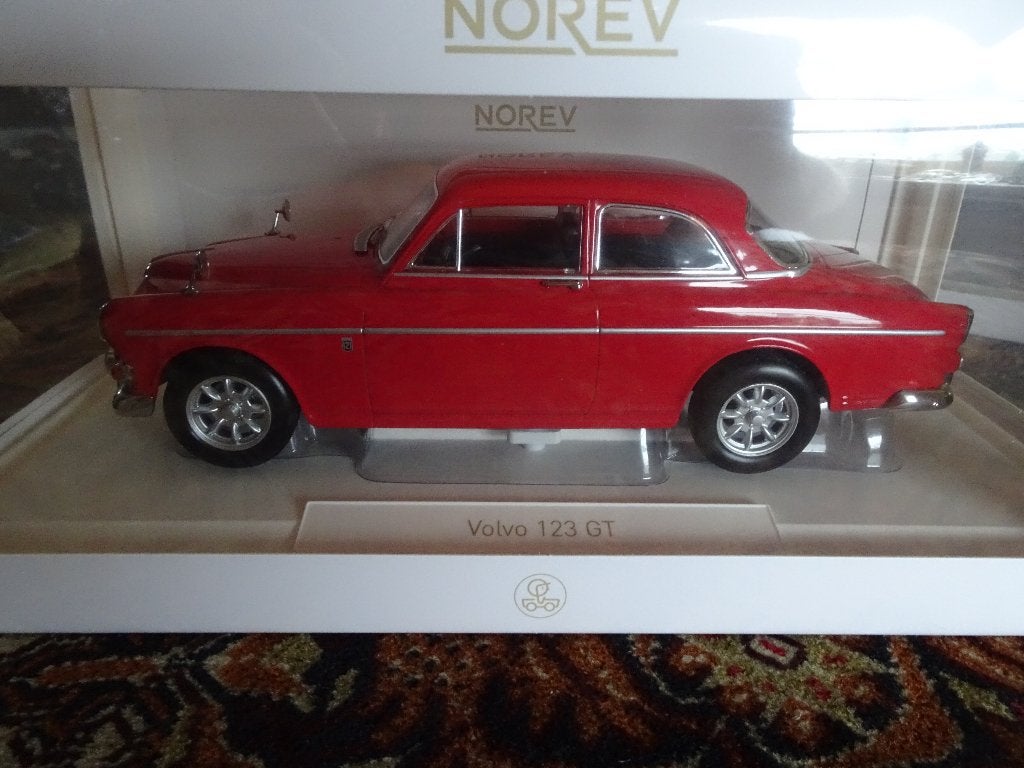 MOOIE VOLVO AMAZONE 123 GT 1968 NOREV ROOD, Ophalen of Verzenden, Zo goed als nieuw, Auto, Norev
