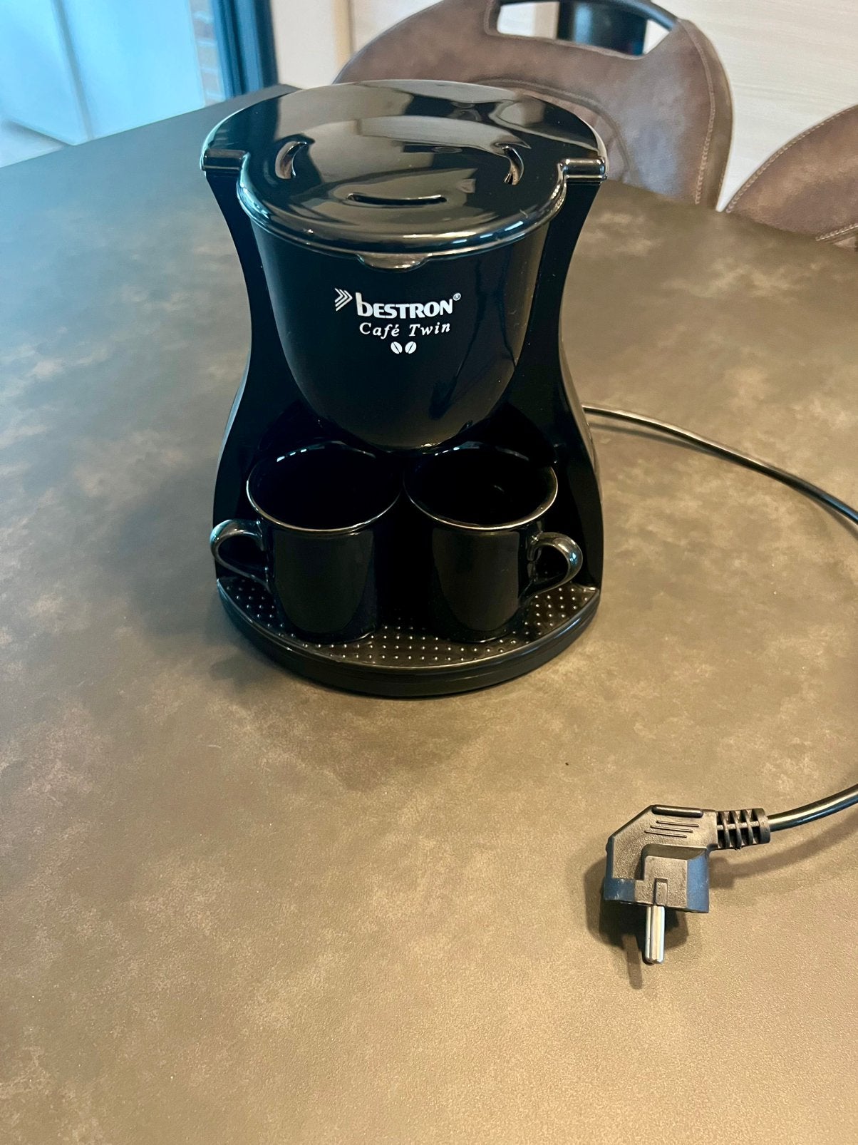 Compact koffiezetapparaat Bestron, Ophalen, Koffiemachine