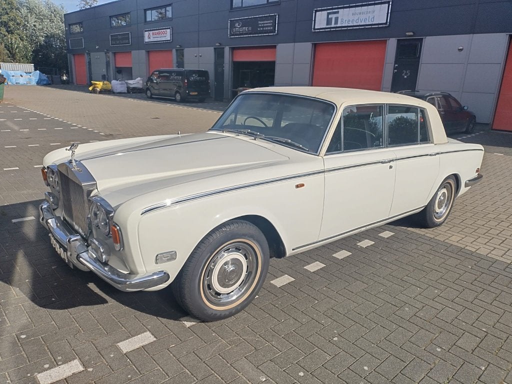 Rolls-Royce Silver Shadow 1 wit, 1976 50jr, veel historie, Auto's, Automaat, Dealer onderhouden, Zwart, Lederen bekleding