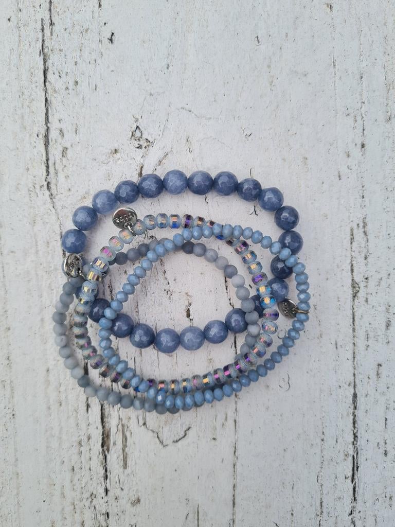 BIBA blauw grijze kralenarmbandjes 3 euro pst nieuw, Ophalen of Verzenden, Nieuw, Blauw
