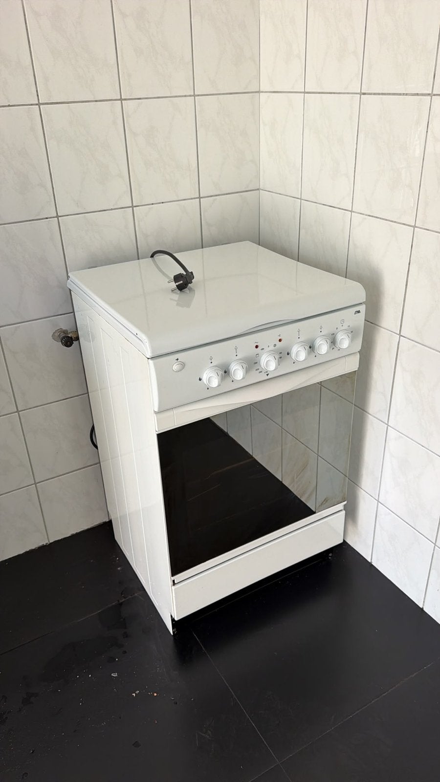Gasfornuis met oven - ETNA, Witgoed en Apparatuur, Ophalen, Gebruikt, 4 kookzones, Gas