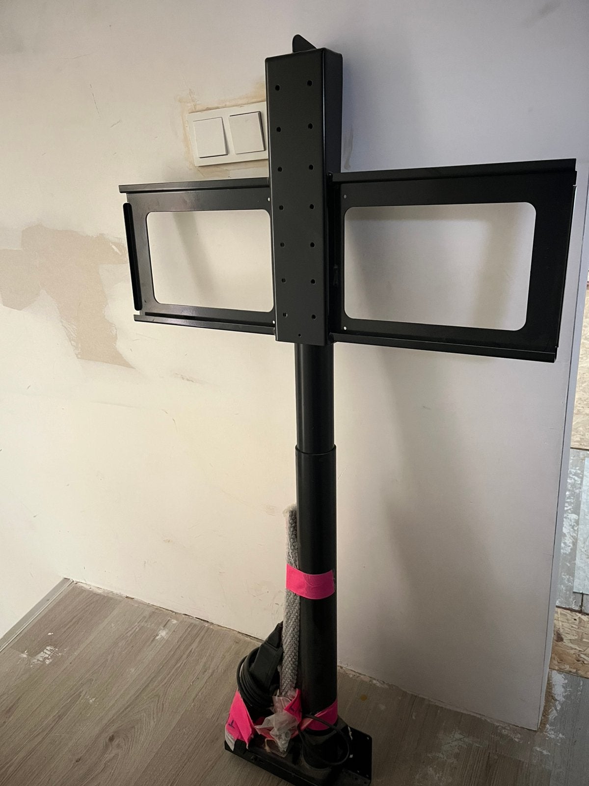 Tv lift, Ophalen, Zo goed als nieuw