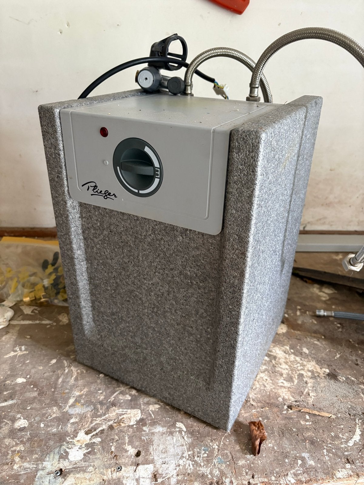 Plieger 10L boiler evt met Loreini kraan en accessoires, Ophalen, Gebruikt, Rvs, Kraan