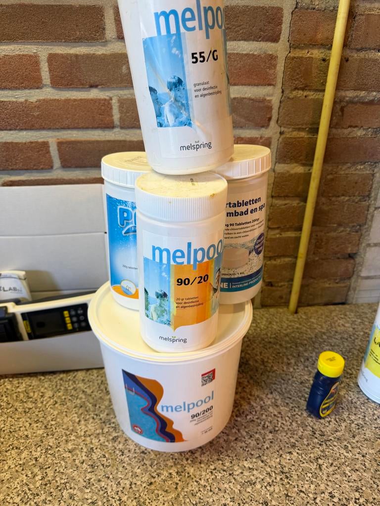 Zwembad Chloor en div Accessoires, Ophalen, Zo goed als nieuw, Reinigingsmiddel