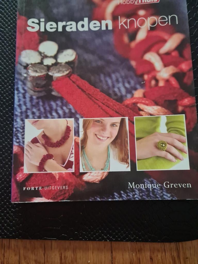 M. Greven - Sieraden knopen, Boeken, Ophalen of Verzenden, Zo goed als nieuw, M. Greven
