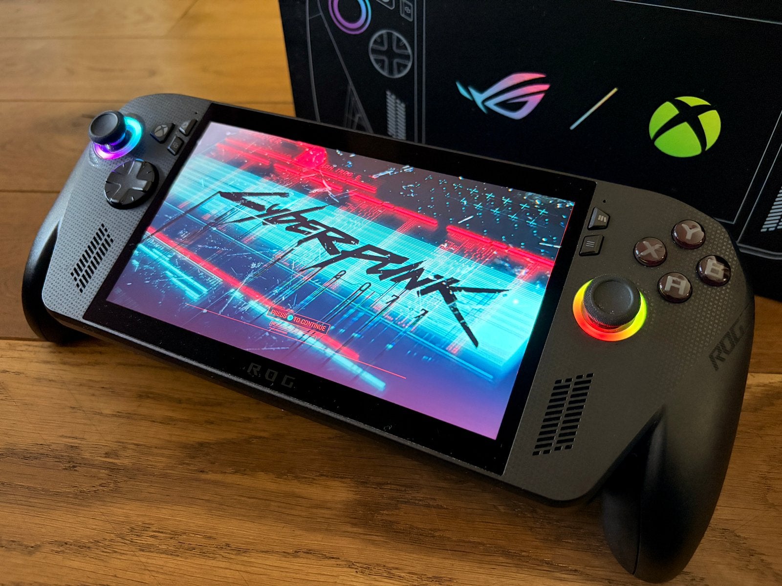 ASUS ROG XBOX ALLY X 1TB + 14 maanden garantie, Spelcomputers en Games, Spelcomputers | Overige, Ophalen of Verzenden, ASUS, Zo goed als nieuw