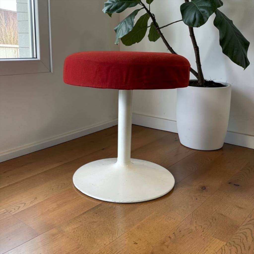 Vintage space age kruk / tabouret / poefje met tulpvoet, Ophalen