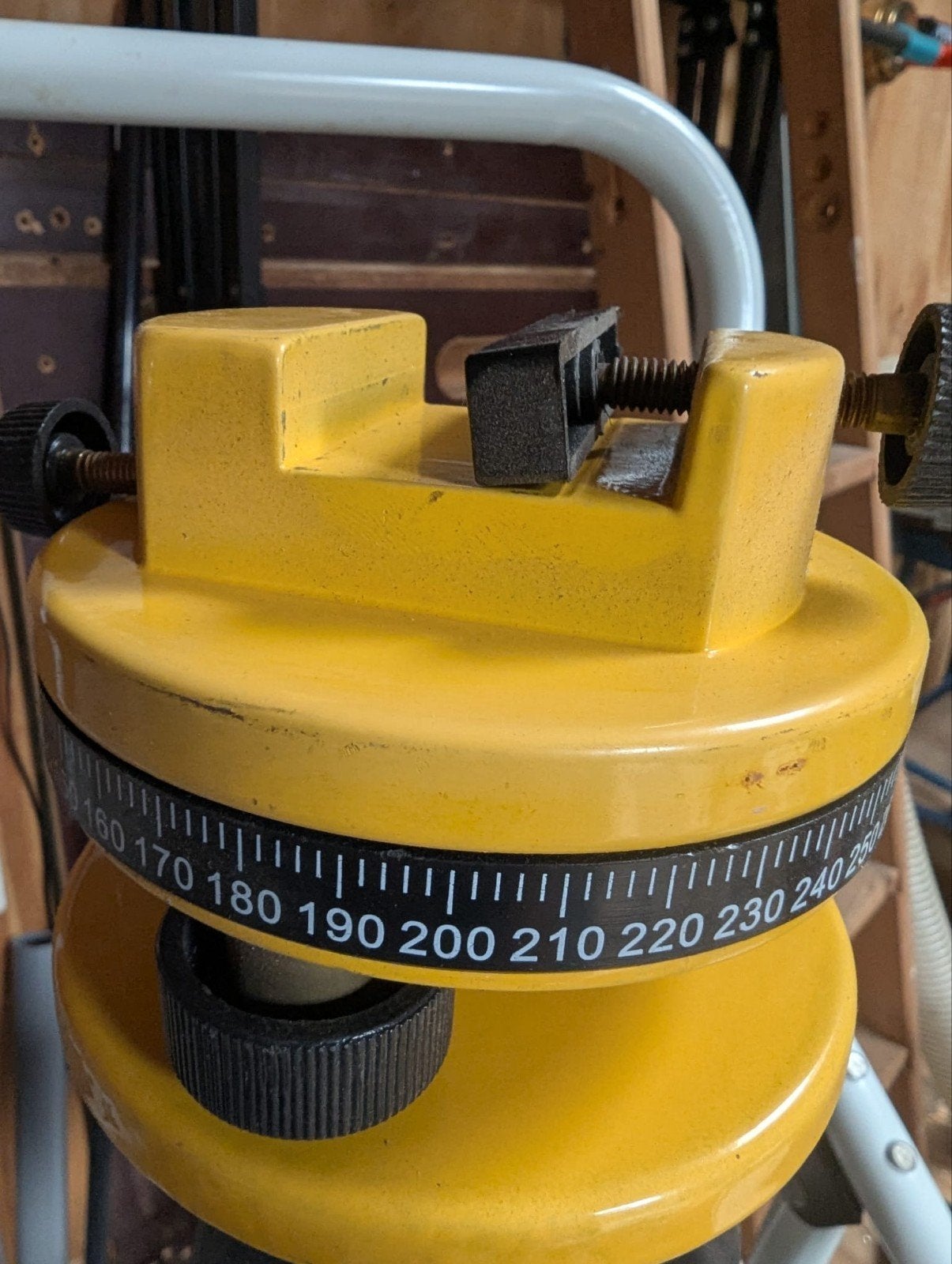 Waterpas met statief - Ideaal voor nauwkeurig meten, Ophalen of Verzenden, Gebruikt, Overige meters