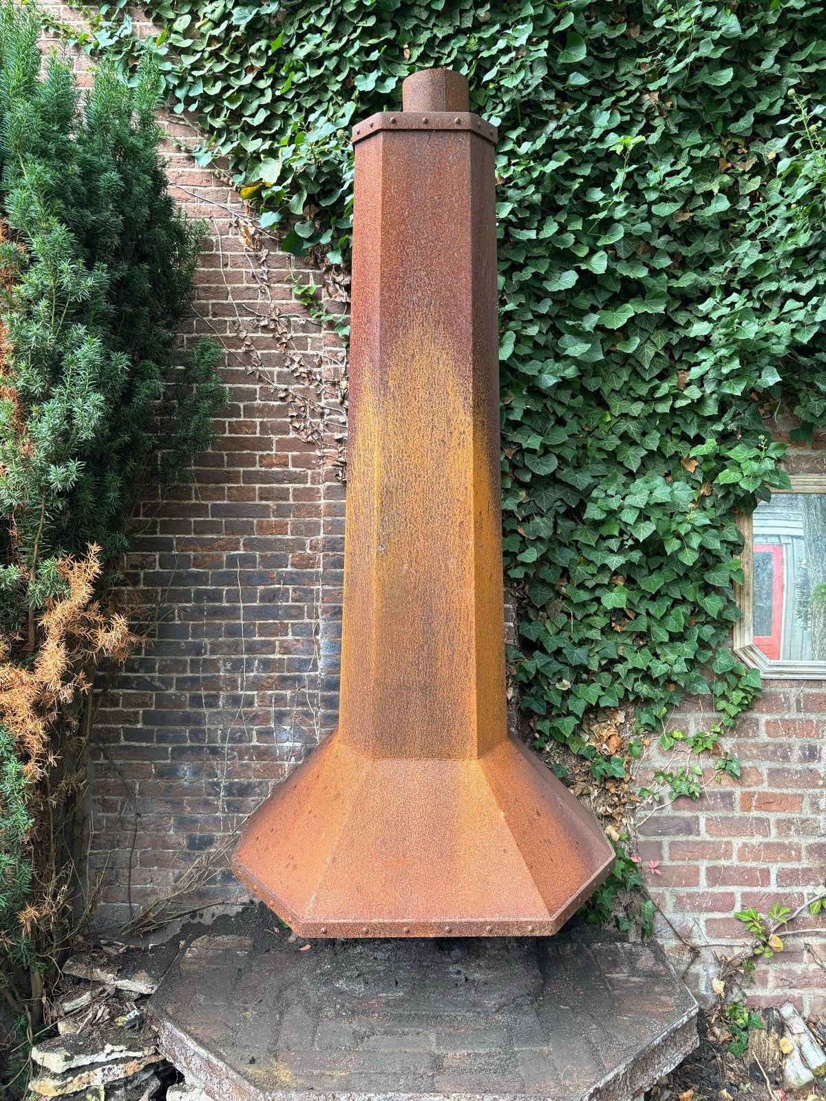 Roestige buitenhaard/schoorsteen - uniek decoratiestuk, Ophalen, Gebruikt