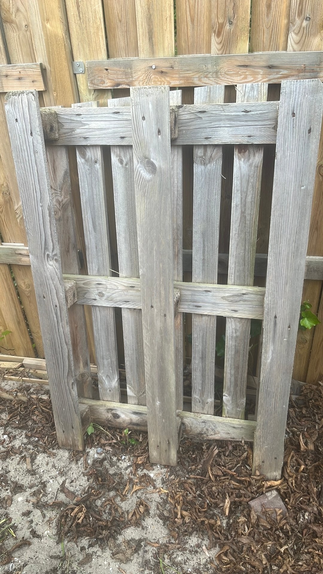 Houten planken en pallet, Tuin en Terras, Schuttingen, Ophalen, Gebruikt, Minder dan 3 meter, Minder dan 1 meter