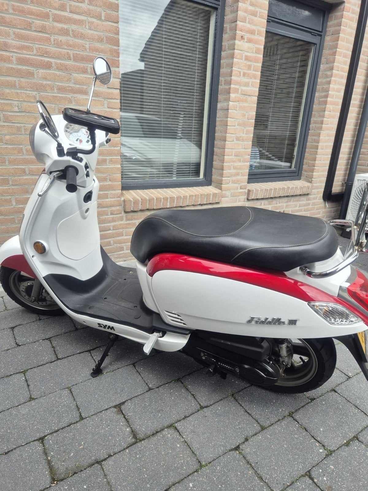Sym Fiddle 3 uit 2015 - Zo goed als nieuw, geel kenteken, Fietsen en Brommers, Scooters | SYM, Ophalen of Verzenden, Zo goed als nieuw