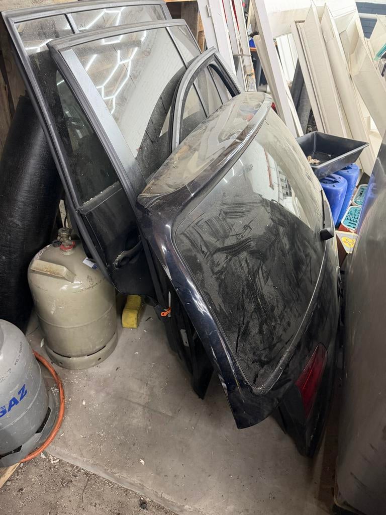 Deuren en achterklep Volkswagen Touran 1T3 2012, Ophalen, Gebruikt, Volkswagen, Voor