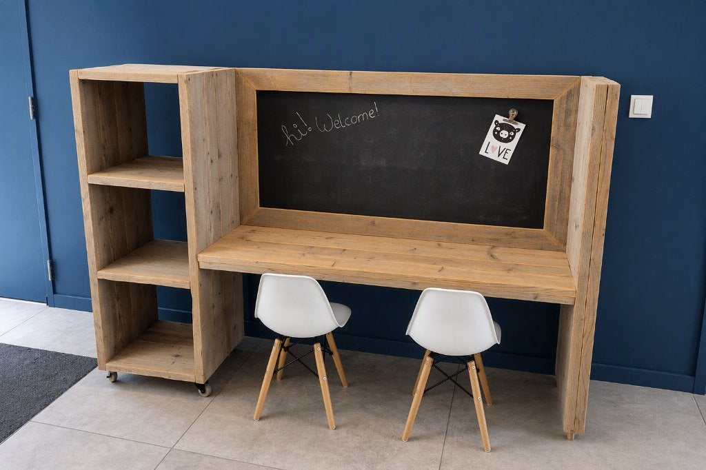Kinderbureau met magnetisch krijtbord, Ophalen, Gebruikt, Tafel(s) en Stoel(en)