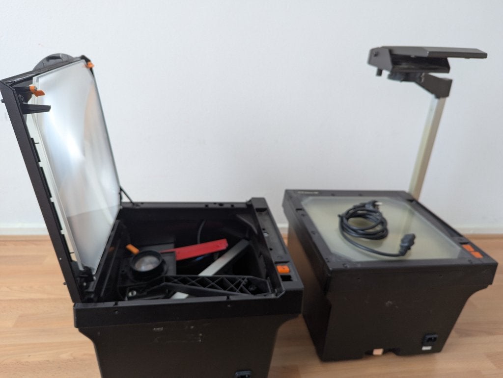 Twee overhead projector A+K Ecolux, Ophalen, Gebruikt, Video