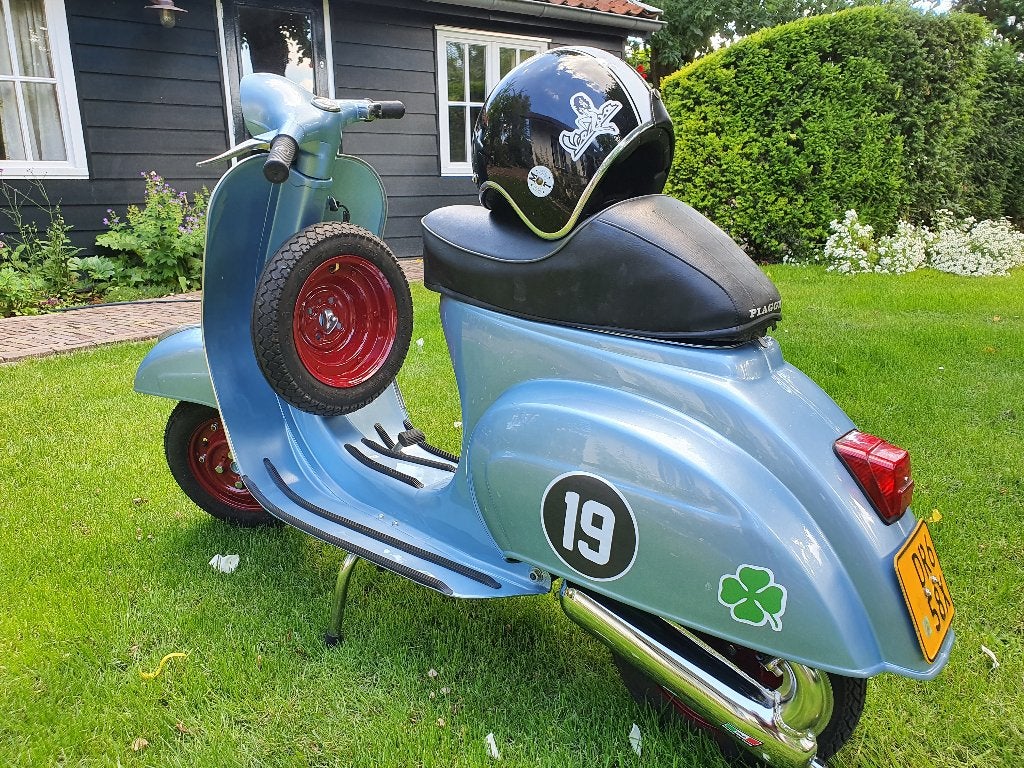 Vespa 50 N – 1e serie 1962 – volledig gerestaureerd – 70cc, Fietsen en Brommers, Ophalen, Overige modellen, Maximaal 45 km/u, 70 cc