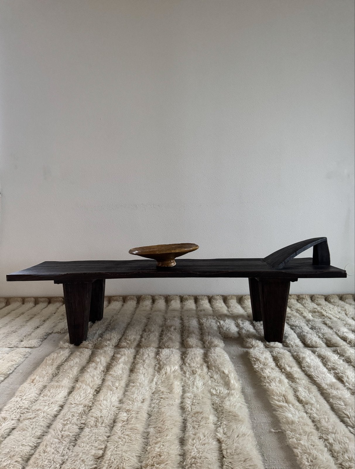 Masaai houten tafel / side table / bank, Ophalen, Gebruikt, Hout, Minder dan 150 cm