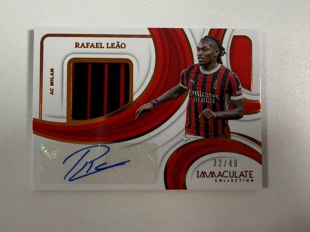 Rafael Leao /49 Patch Auto Immaculate 2024-25, Ophalen of Verzenden, Nieuw, Buitenlandse clubs, Poster, Plaatje of Sticker