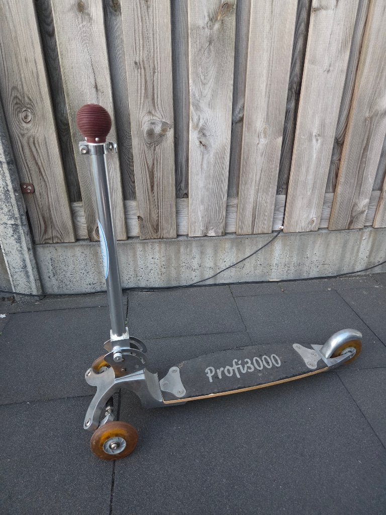 3-wielige metalen step volwassenen/kinderen, Ophalen, Gebruikt, Elektrische step (E-scooter)