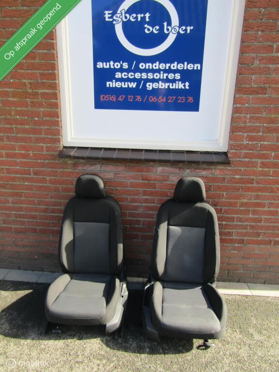 bestuurders en bijrijders stoel vw volkswagen golf 7  caddy, Gebruikt, Volkswagen, Ophalen of Verzenden, Volkswagen