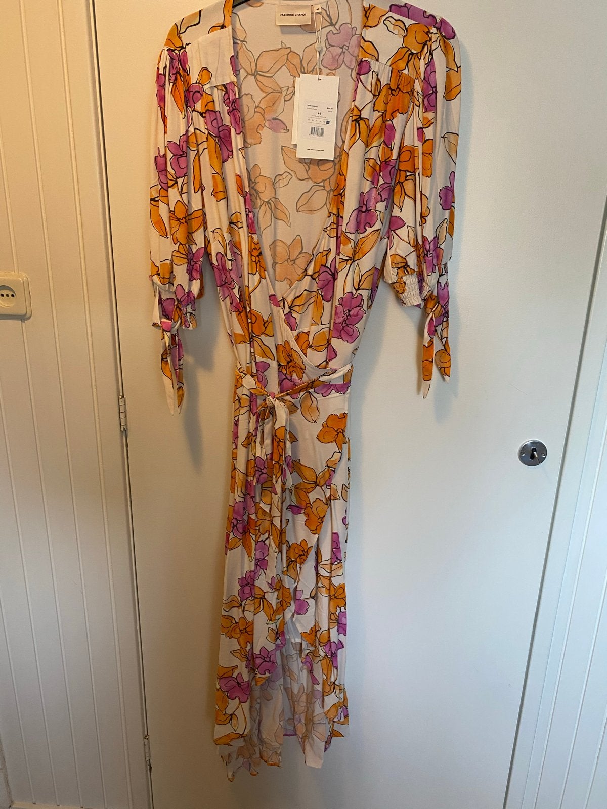 Fabienne Chapot Hannah Dress - Bloemenprint Wikkeljurk, Meerkleurig, Maat 42/44 (L), Nieuw, Ophalen of Verzenden