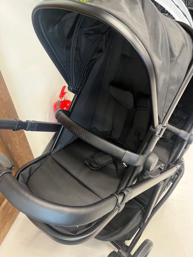 Evy² Duo Kinderwagen Zwart twee zitjes, Kinderen en Baby's, Buggy's, Deryan, Deryan, Ophalen of Verzenden, Deryan@Deryan.com