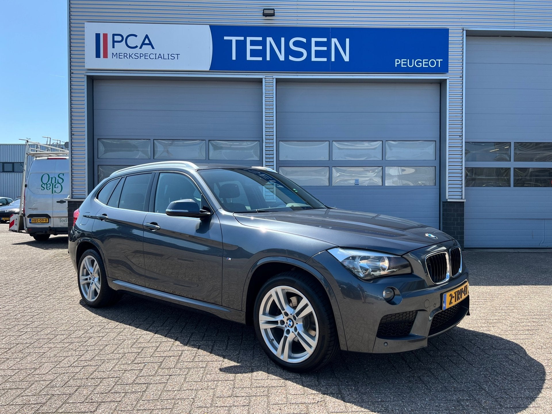 BMW X1 XDrive20i Business | M-Sport Pakket | Afneembare Trek, Auto's, Gebruikt, 4 cilinders, 2000 kg, Automatische klimaatregeling