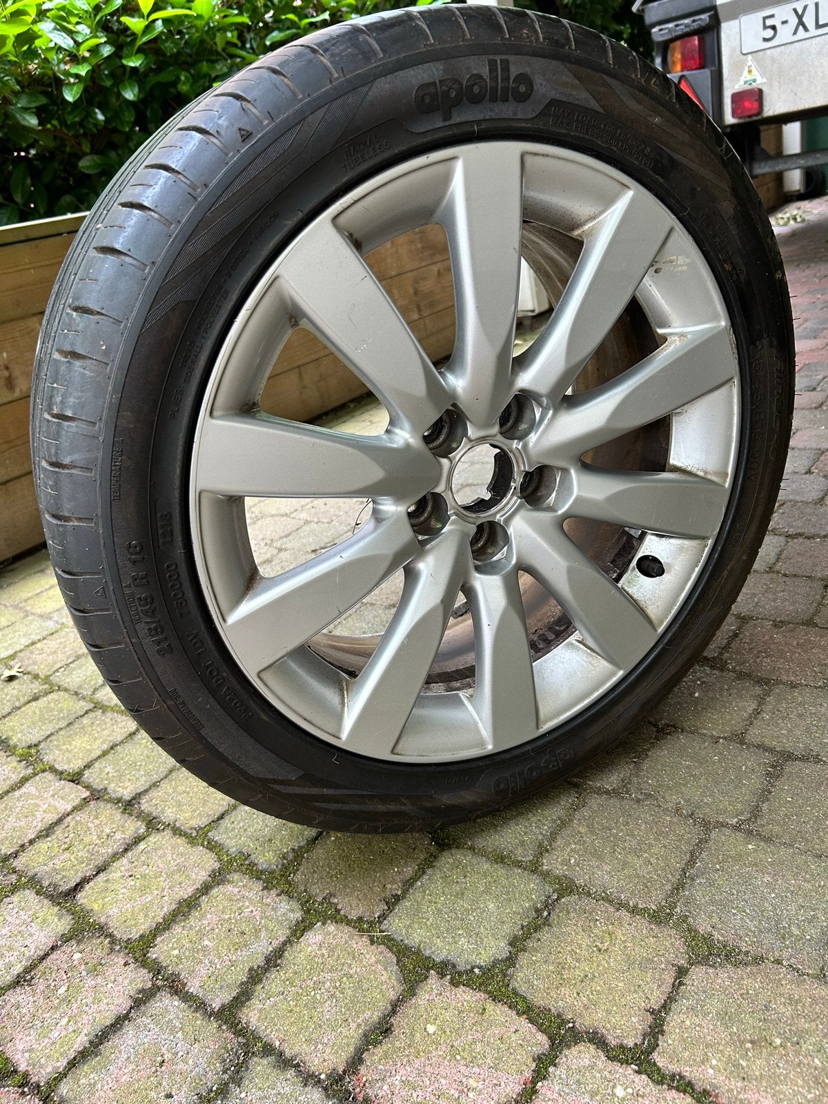Voor Audi A1 een Apollo band met velg 215/45 R16, Auto-onderdelen, Banden en Velgen, Ophalen, 16 inch, Banden en Velgen, Personenwagen