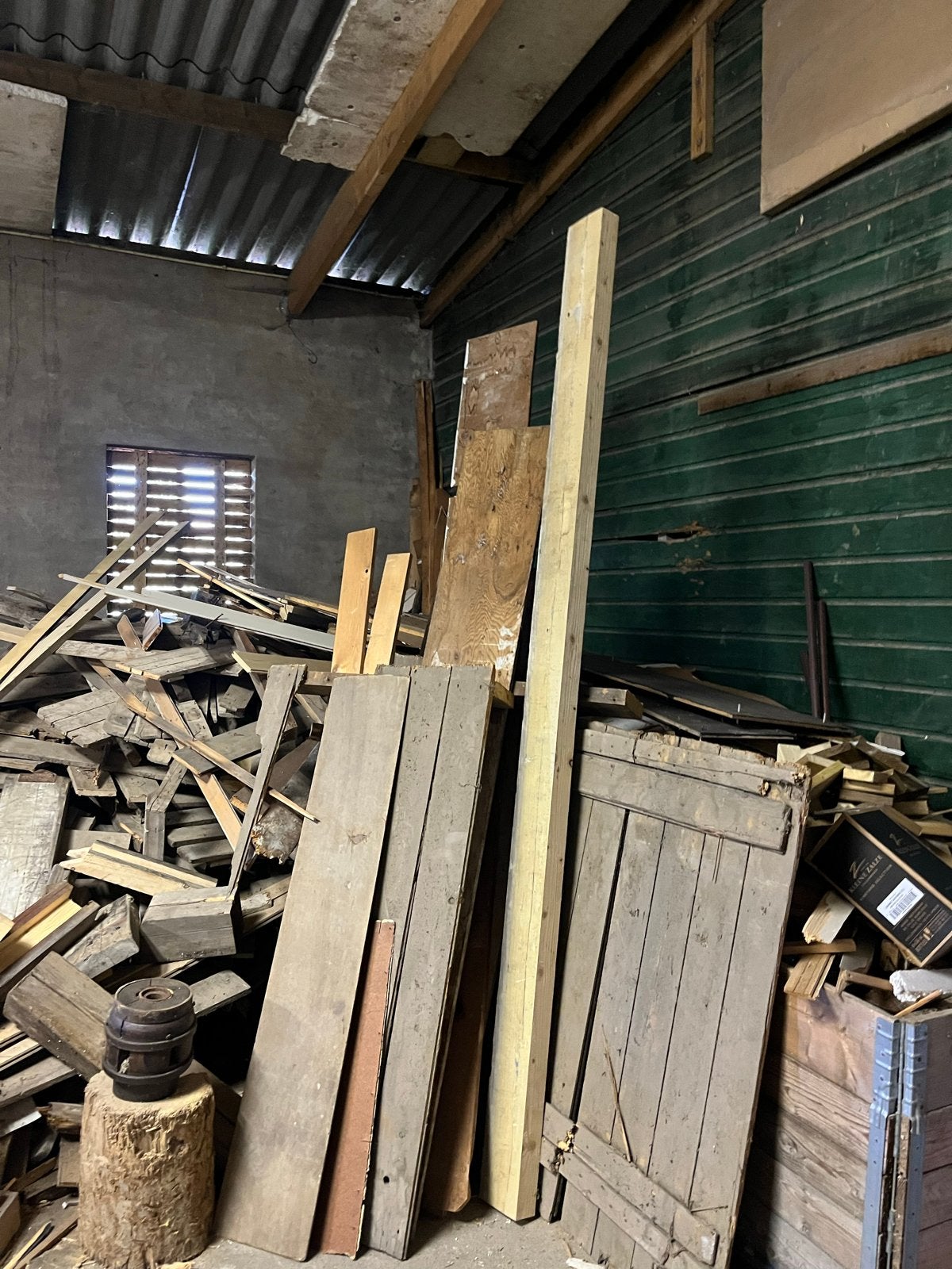 Gratis af te halen sloophout - kleine bijdrage voor spaarpot, Ophalen, Gebruikt, Overige typen, Overige houtsoorten