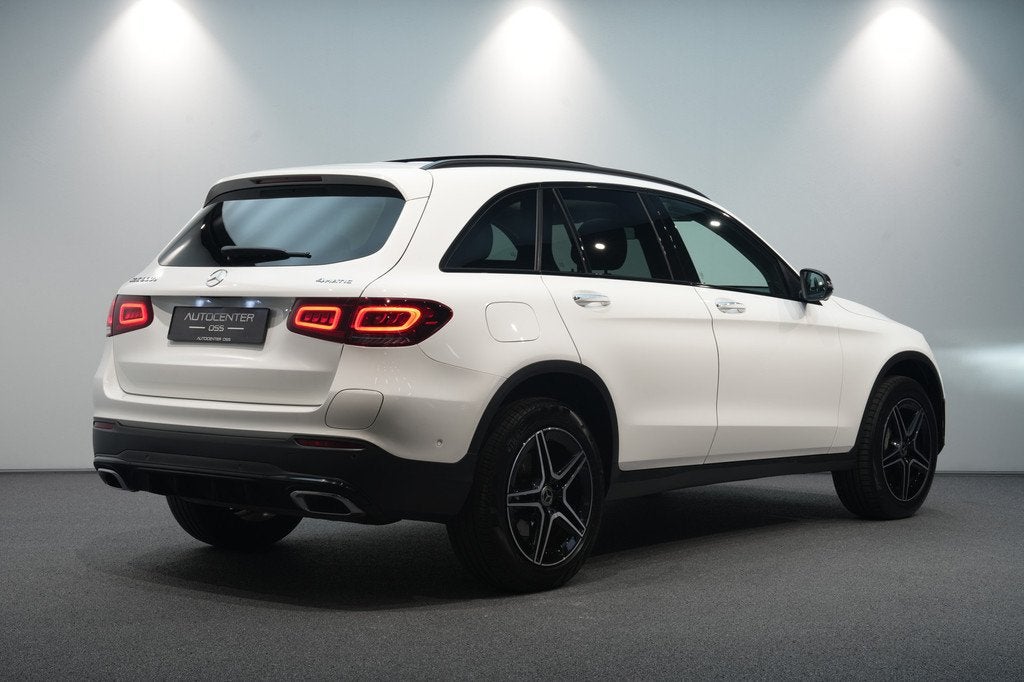 Mercedes-Benz GLC 300e 4MATIC AMG  DIG.DASH  DISTRONIC, Automaat, 12 maanden, Gebruikt, Zwart