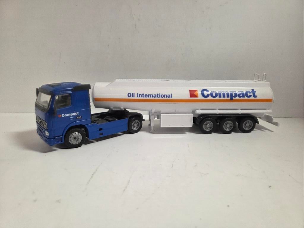 Joal Volvo FH12 tankoplegger Compact Oil 1:50, Overige merken, ., Ophalen of Verzenden, Zo goed als nieuw