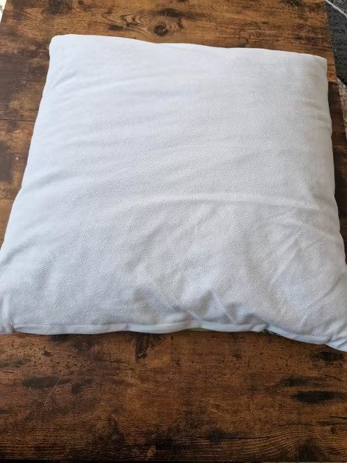 Kussen met panter h3, Huis en Inrichting, Woonaccessoires | Kussens, Overige merken, Wasbaar, Ophalen of Verzenden, Zo goed als nieuw