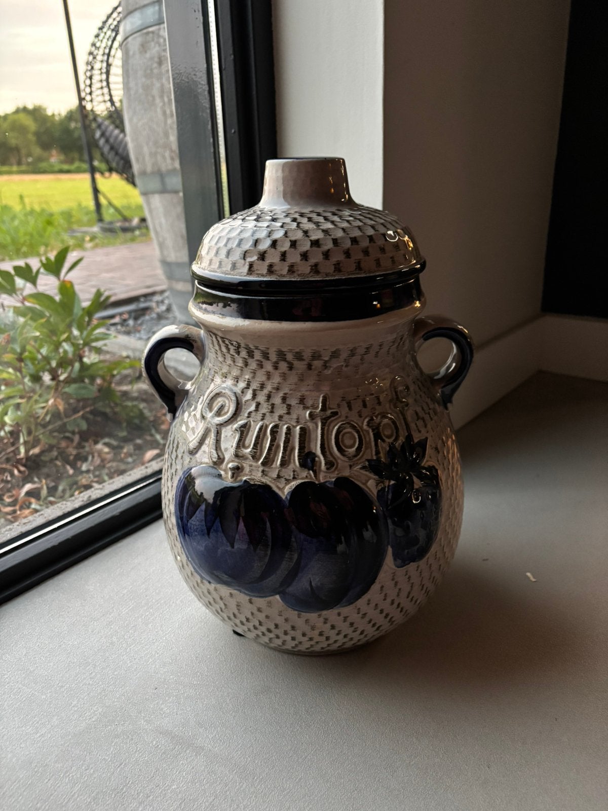 Rumtopf pot, Ophalen