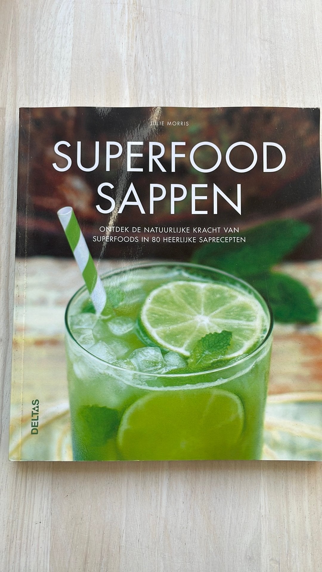 Julie Morris - Superfood sappen, Ophalen of Verzenden, Zo goed als nieuw, Julie Morris