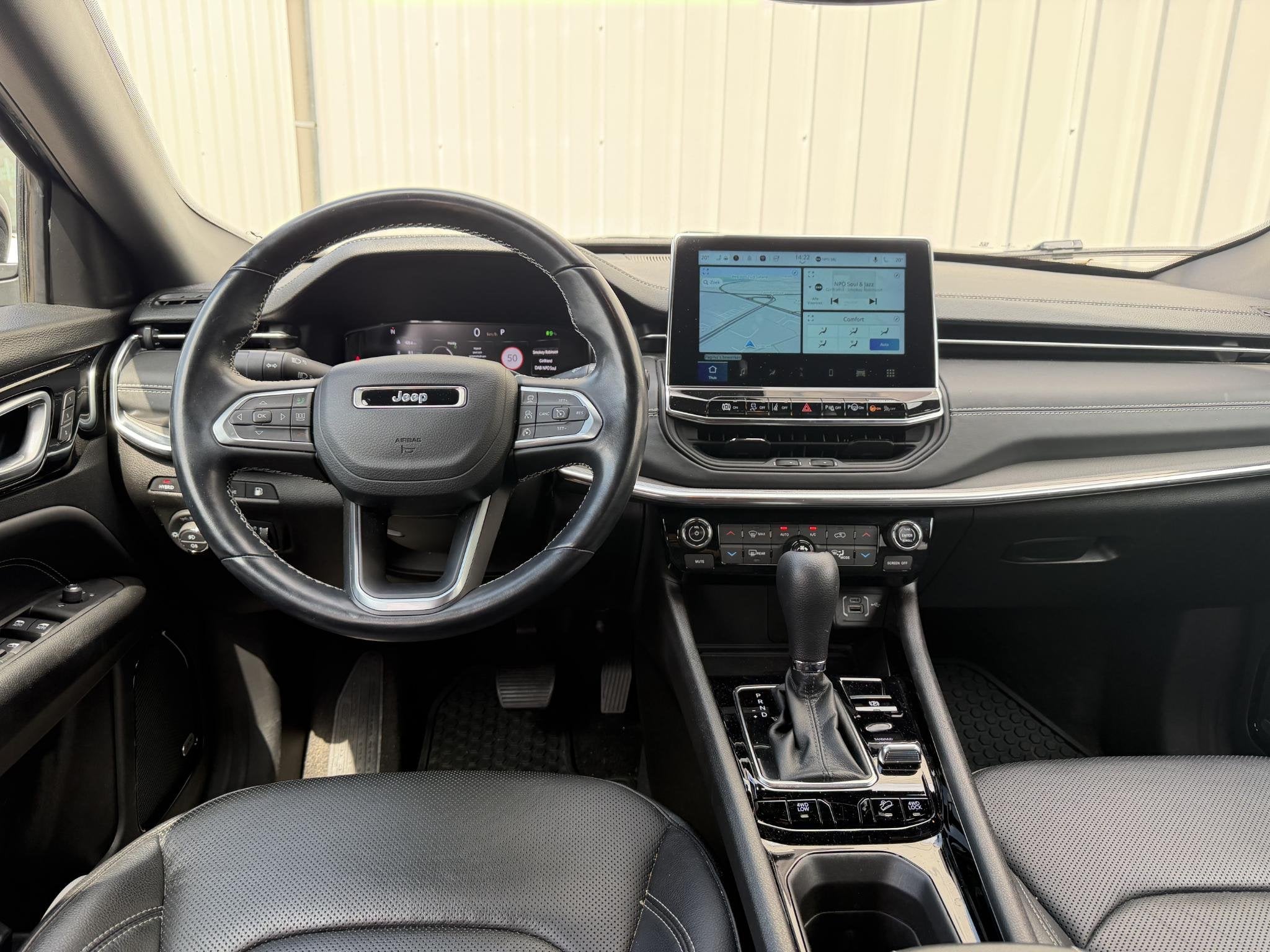 Jeep Compass 4xe 240 Plug-in Hybrid Electric S | Leder | All, 4 cilinders, Met garantie (alle), Blauw, Bedrijf