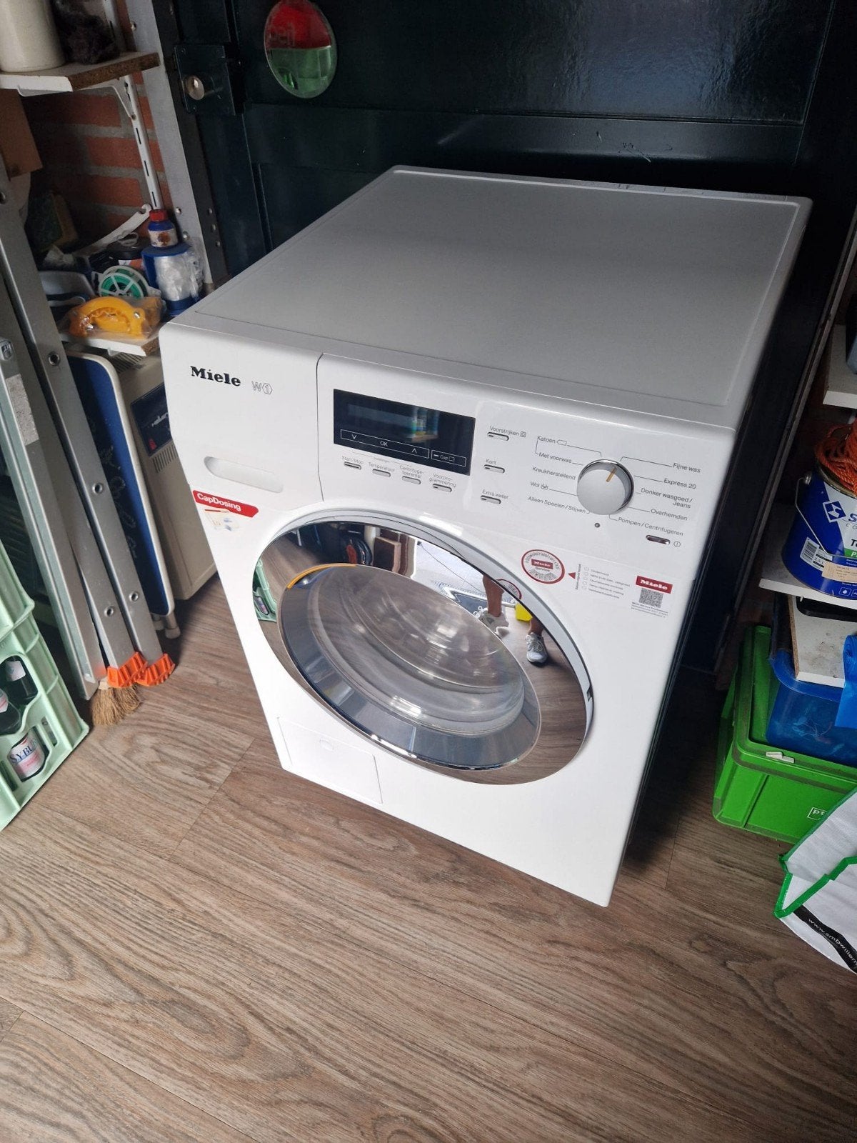 Miele Wasmachine W1 Classic WDB 030 WPS, Ophalen, Zo goed als nieuw, Voorlader, Kort programma