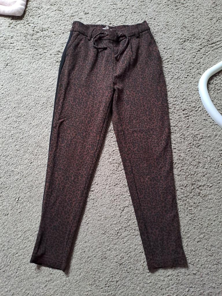 Bied een leuke poptrash broek aan. Maar 140 merk only de bro, Broek, Gebruikt, Meisje, Kids Only