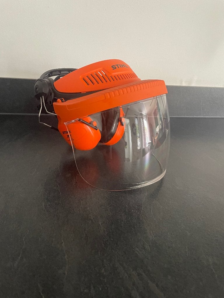 Stihl gelaats- en gehoorbescherming., Ophalen, Nieuw