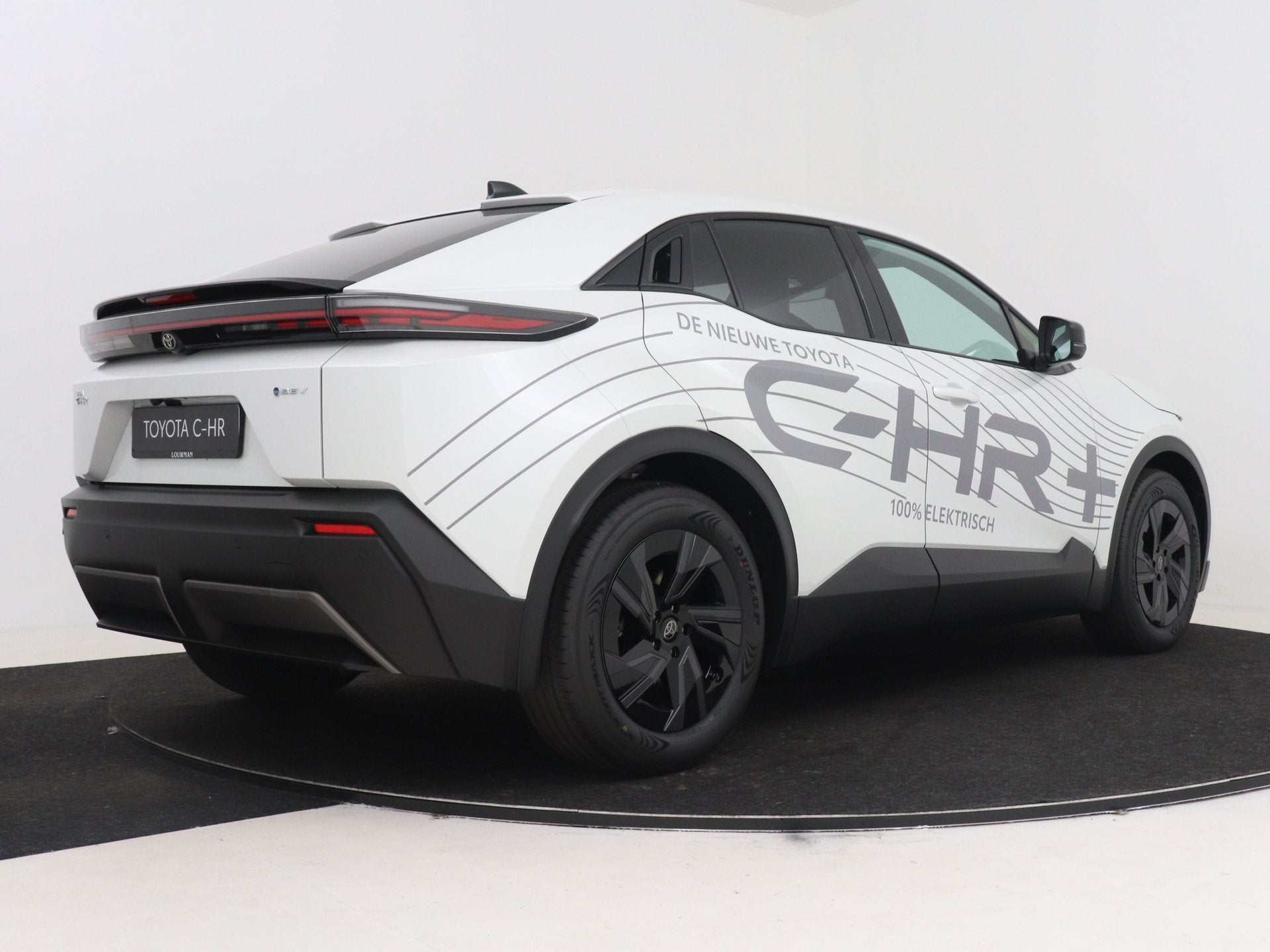 Toyota C-HR+ First Edition 77 kWh (bj 2026, automaat), 12 maanden, Stof, Wit, Origineel Nederlands