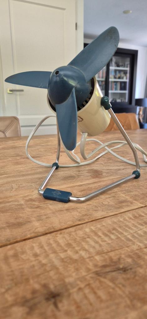 vintage tafel ventilator jaren 60, Ophalen