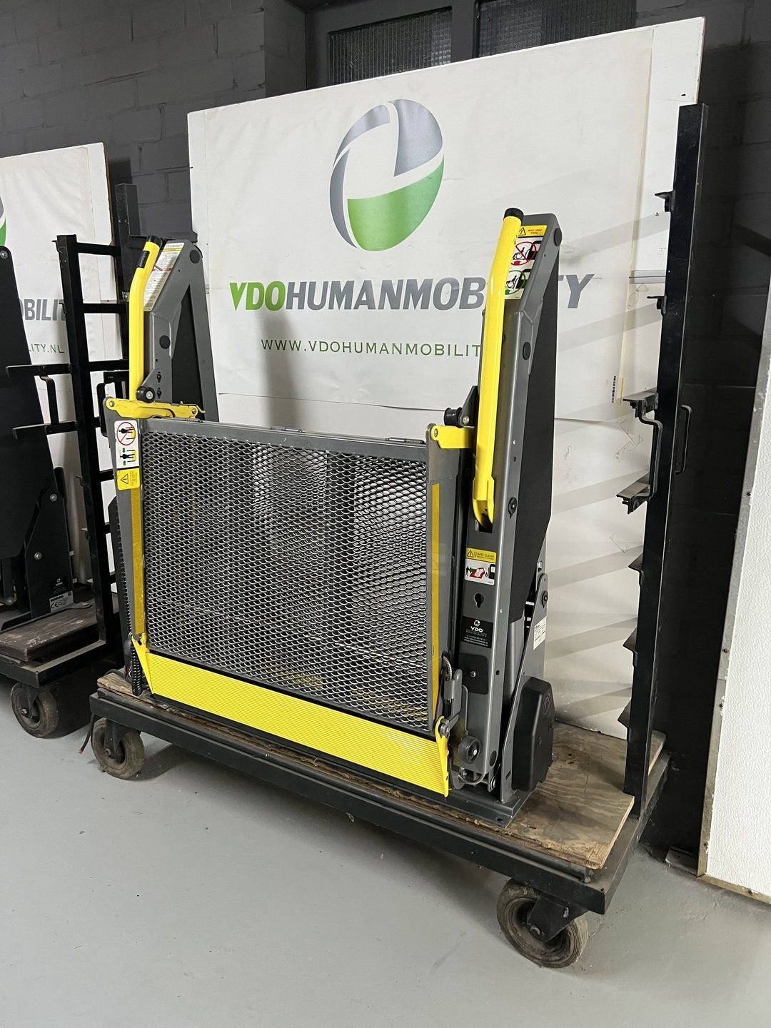Ricon Rolstoellift lift invalide rolstoelauto rolstoelbus, Gebruikt, -, -, Ophalen of Verzenden
