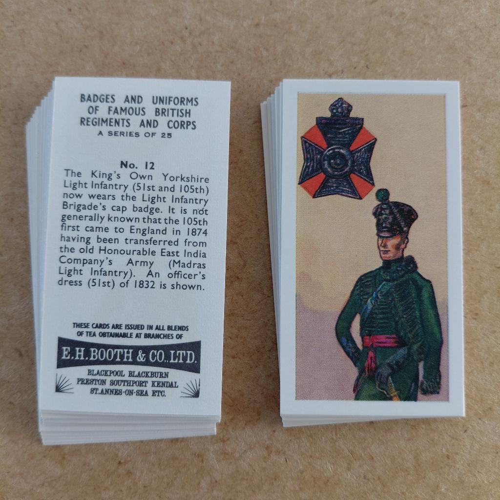 Badges and Uniforms of Famous...complete set 25 tea cards, Verzamelen, Ophalen, Landmacht, Engeland, Overige typen