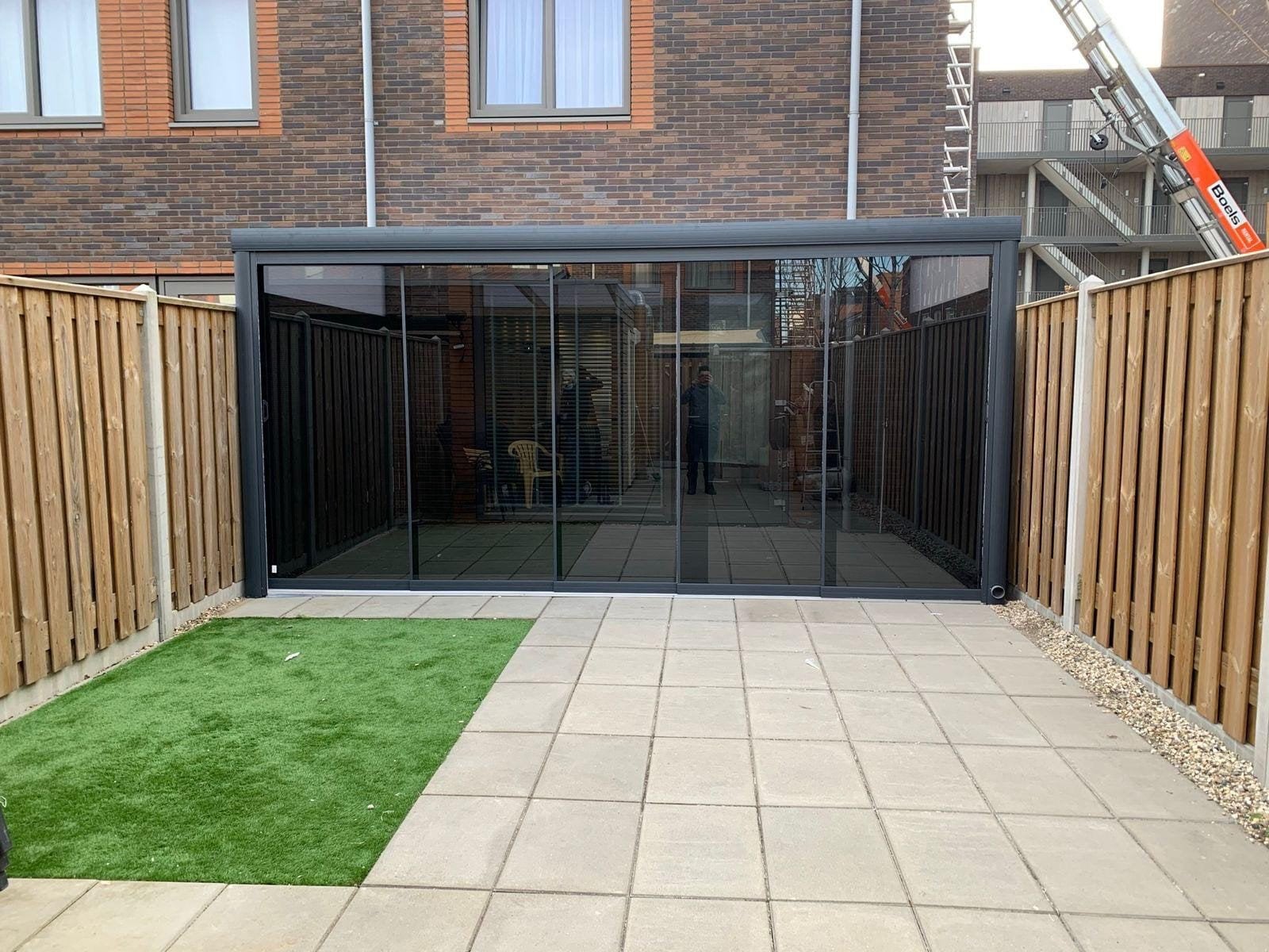 Moderne Veranda met Glazen Schuifwanden, Ophalen of Verzenden, Zo goed als nieuw, Veranda