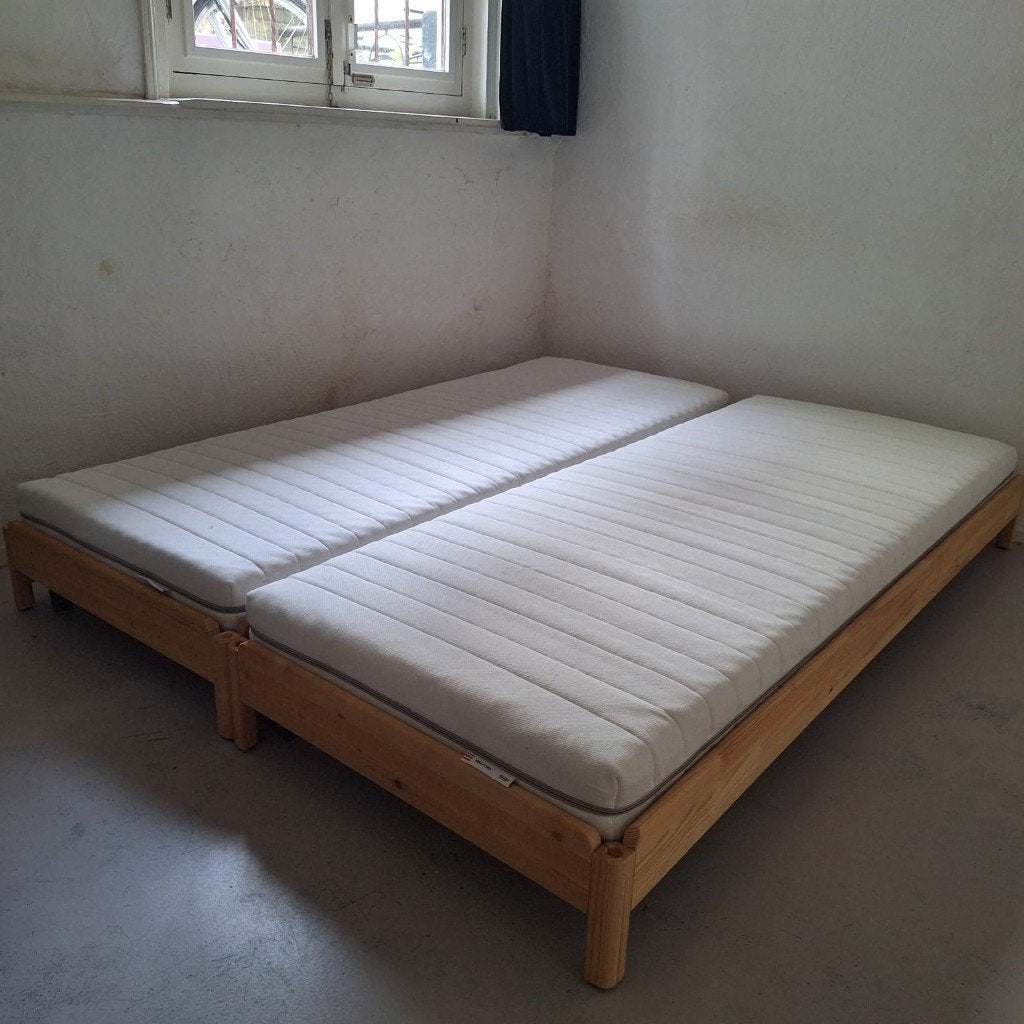 ikeabedden met matras, Ophalen, Eenpersoons, Beige, Zo goed als nieuw