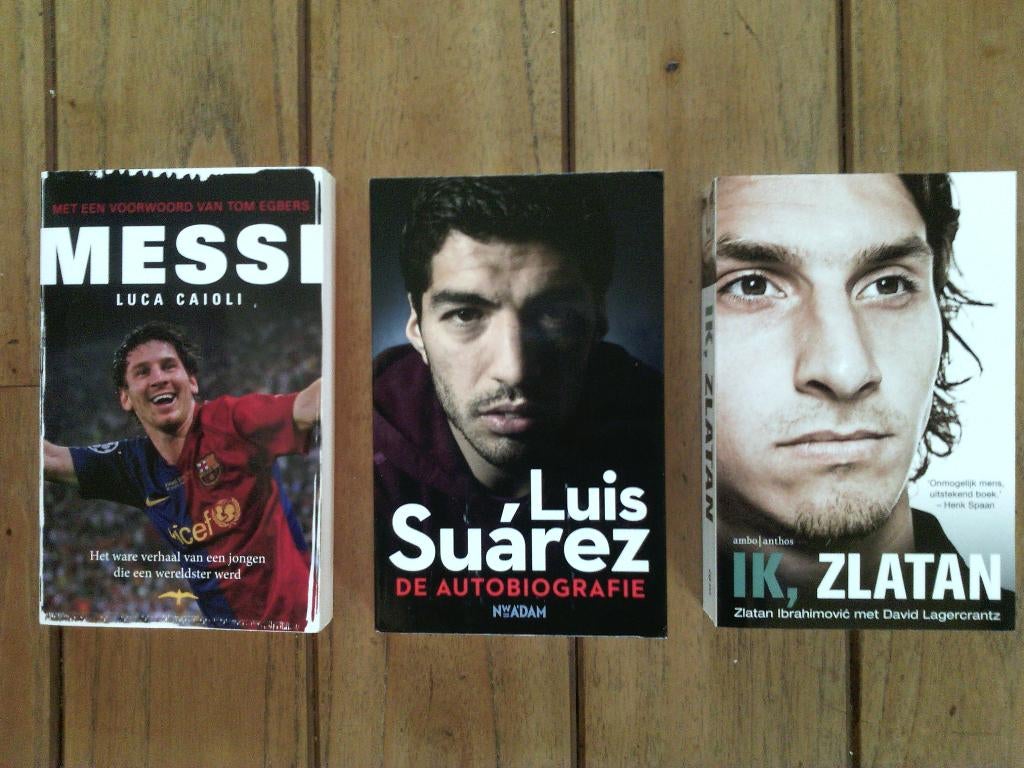 voetbalboeken- Topvoetballers ( 5 stuks ) o.a.Messi,Zlatan,, Boeken, Sportboeken, Ophalen of Verzenden, Zo goed als nieuw, Balsport