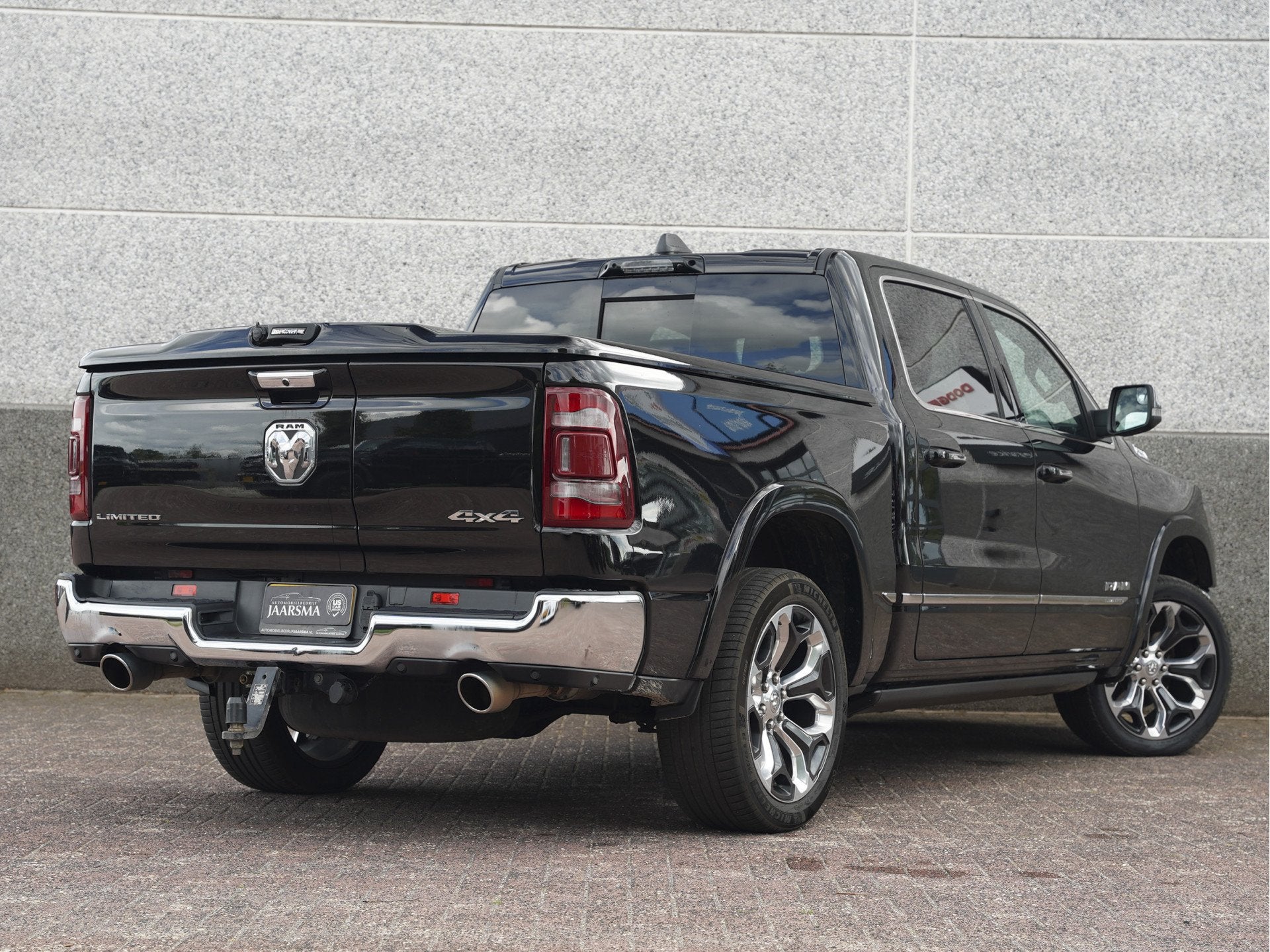 Dodge Ram 1500 5.7 V8 4x4 Crew Cab Limited |1e eigenaar |Ada, Auto's, Dealer onderhouden, Gebruikt, 5654 cc, 402 pk