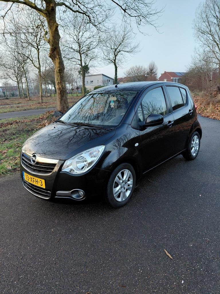 Opel Agila 1.2 16V AUT 2012 Zwart, Auto's, 40 €/maand, 4 cilinders, Zwart, Origineel Nederlands